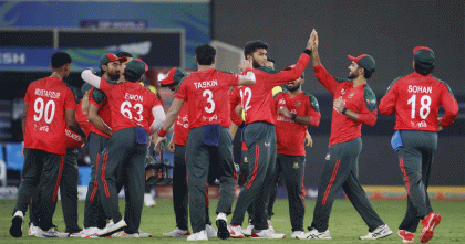 তাসকিন রিশাদ বোলিং জাদুতে ১৩৫ রানে আটকে গেল পাকিস্তান