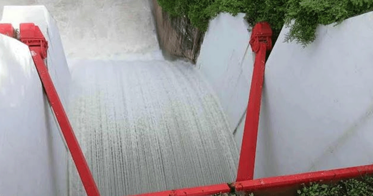 আবারো খুলে দেয়া হলো কাপ্তাই বাঁধের ১৬টি জলকপাট