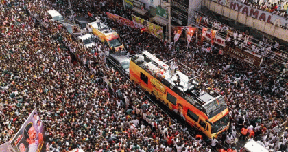 ভারতে থালাপতি বিজয়ের জনসভায় পদদলিত হয়ে নিহতের সংখ্যা বেড়ে ৩৯