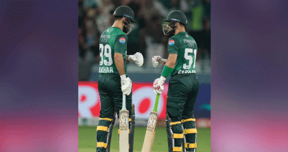 অবশেষে ভাঙল পাকিস্তানের উদ্বোধনী জুটি