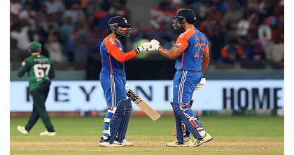 শেষ ওভারের রোমাঞ্চে পাকিস্তানকে হারিয়ে নবম শিরোপা জিতলো ভারত