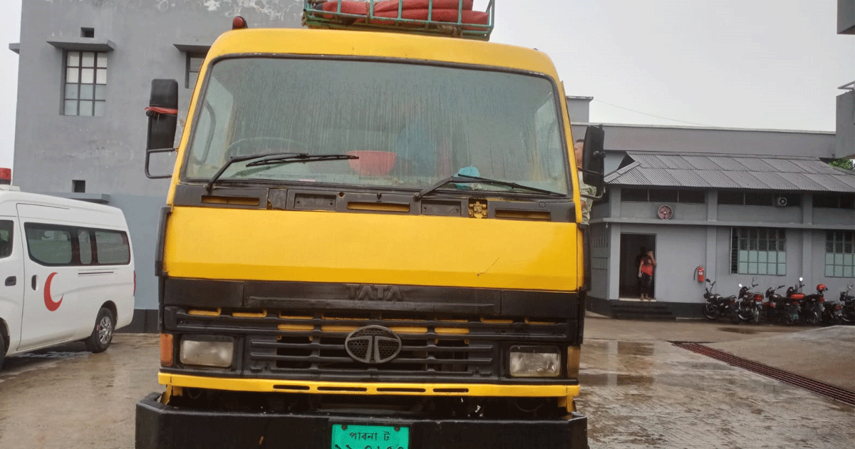 হবিগঞ্জে বিজিবির অভিযান: পাথরের নিচে লুকানো ভারতীয় জিরা-ফুচকাসহ ট্রাক আটক