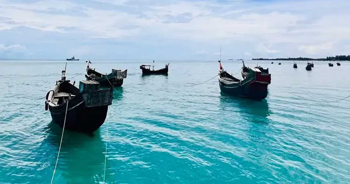 ১৪ জেলেকে তুলে নিয়ে গেছে আরাকান আর্মি