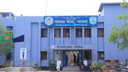 পাবনায় পরকীয়ার জেরে যুবককে কুপিয়ে হত্যা, আরেকজন হাসপাতালে