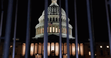 বাজেট নিয়ে অচলাবস্থায় আবারো শাটডাউনের মুখে যুক্তরাষ্ট্র