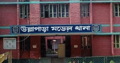 সিরাজগঞ্জে পূজামণ্ডপে পুলিশের ওপর হামলা