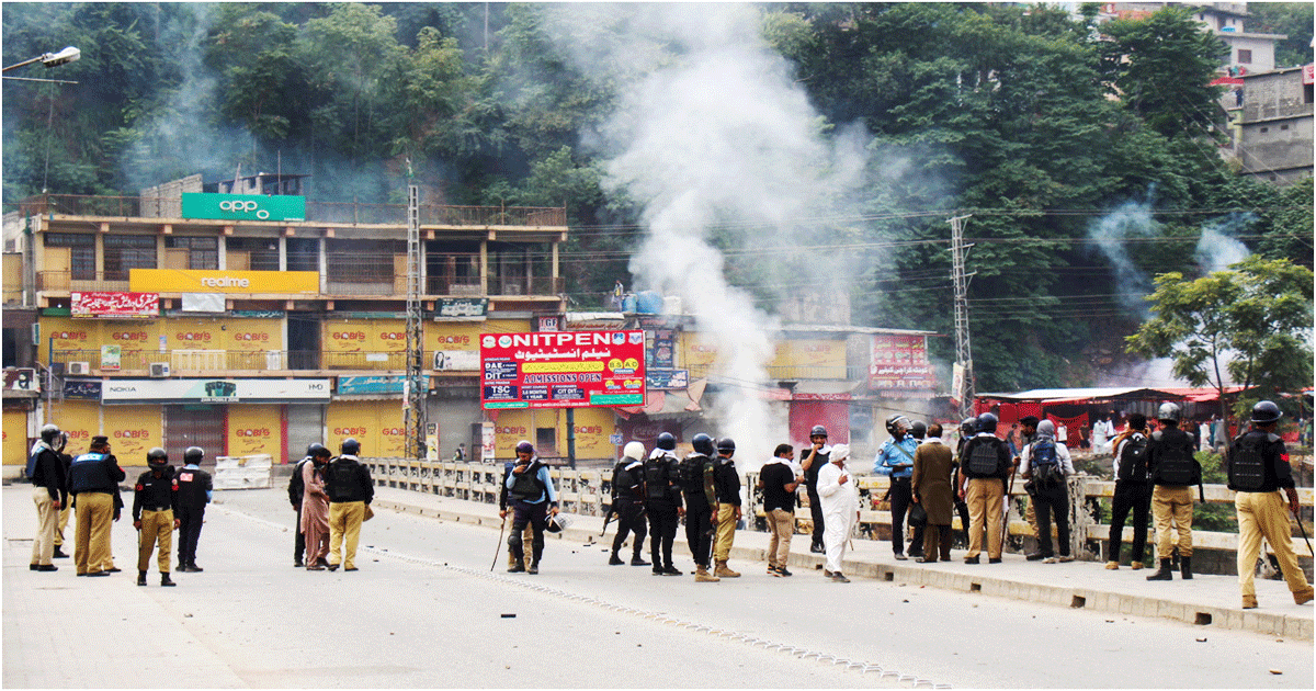 পাকিস্তান অধিকৃত কাশ্মিরে ভয়াবহ বিক্ষোভ-সহিংসতা, নিহত আট