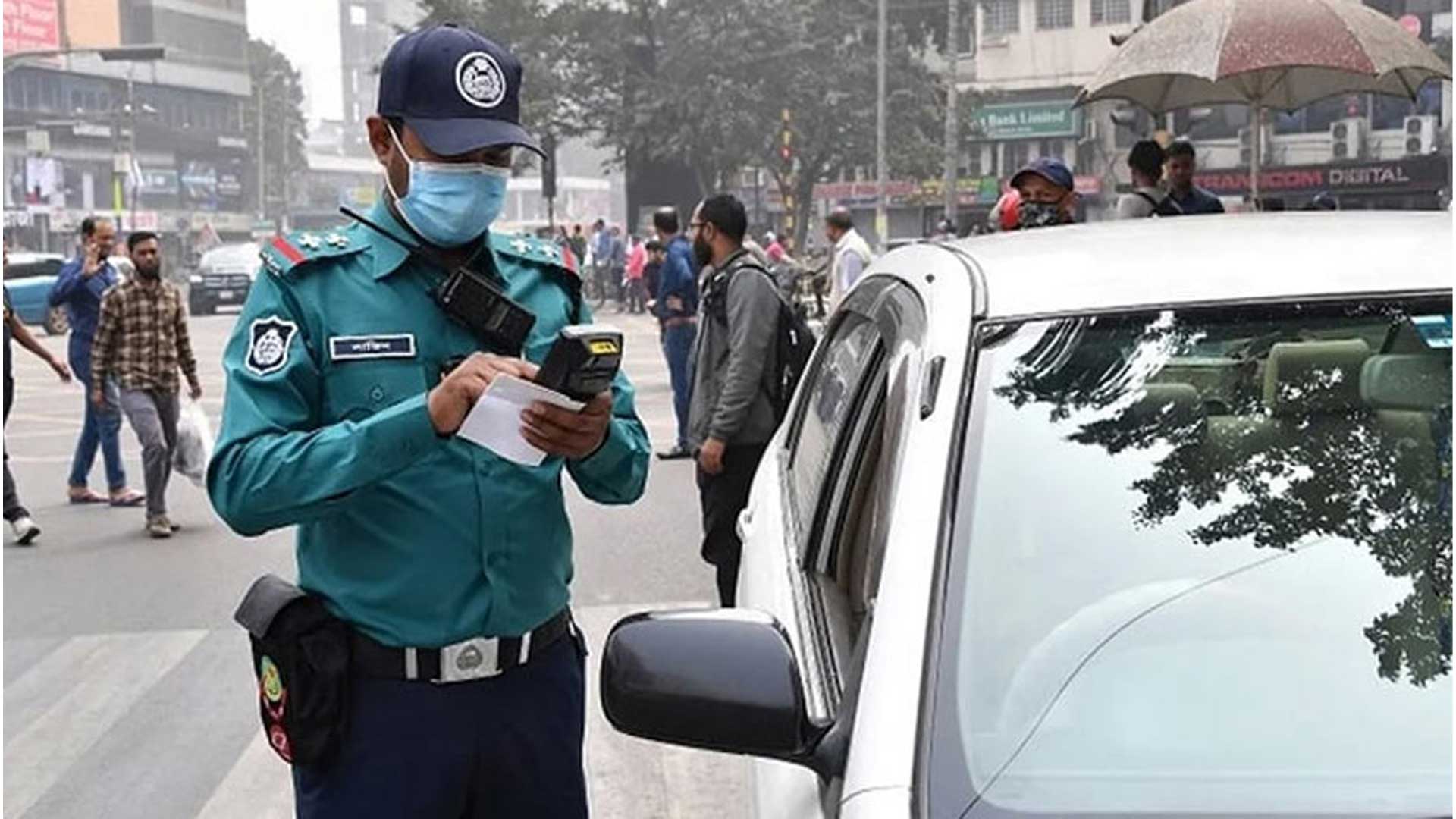 ট্রাফিক আইন লঙ্ঘনে গত চারদিনে ডিএমপির ৫০৯৯ মামলা