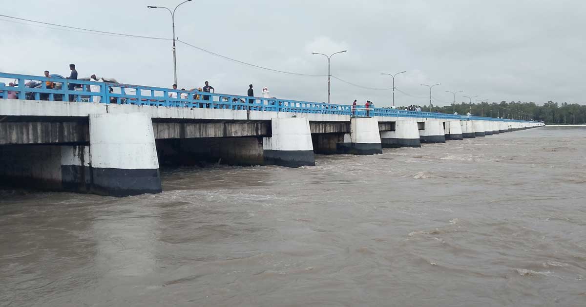 তিস্তার পানি বিপদসীমার ওপরে, প্লাবিত তিন জেলার নিম্নাঞ্চল