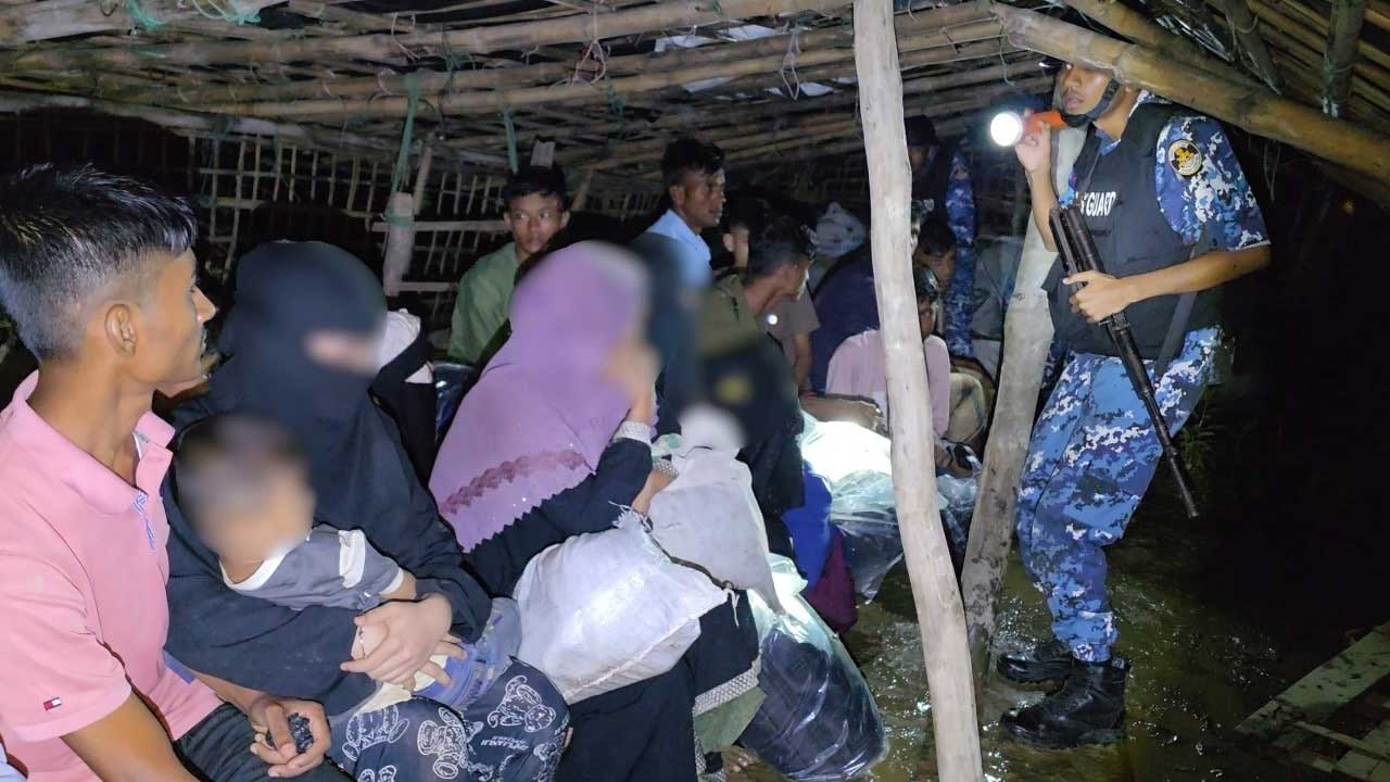 টেকনাফ সীমান্তে মানবপাচারে সক্রিয় চার চক্র: দুই মাসে উদ্ধার ২০১ রোহিঙ্গা