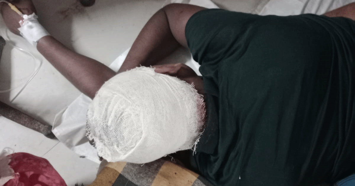 রাজৈরে এক মেয়েকে কেন্দ্র করে দুই পক্ষের সংঘর্ষ, আহত ১৩