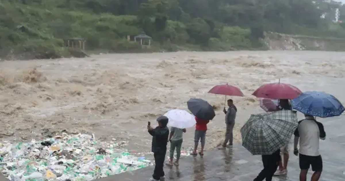ভারী বৃষ্টিতে নেপালে বন্যা-ভূমিধস, নিহত ৪৭