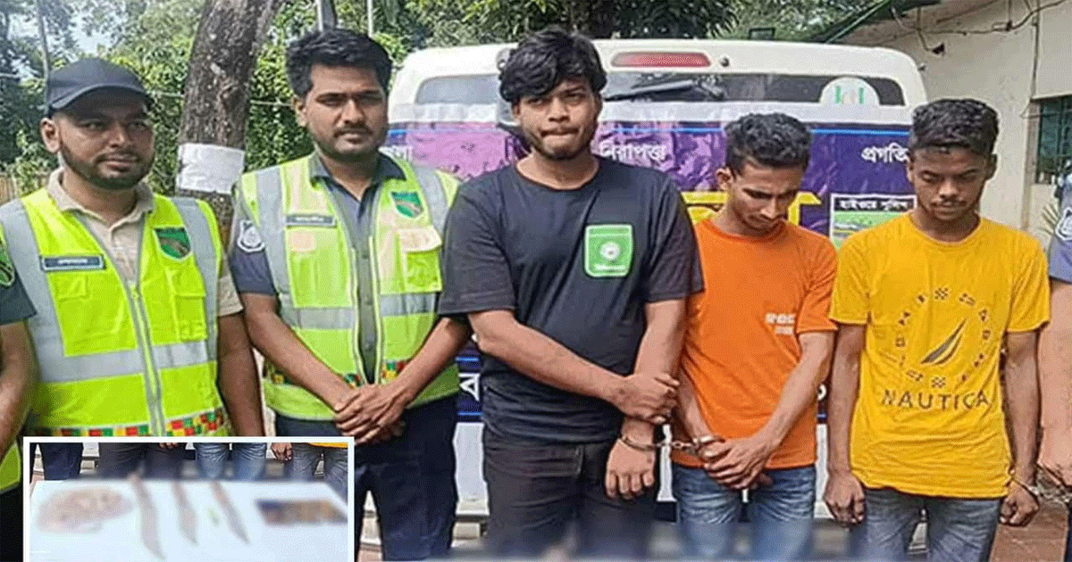 ফেনী ছাগলনাইয়ায় দেশীয় অস্ত্রসহ সংঘবদ্ধ ডাকাত দলের তিন সদস্য গ্রেপ্তার