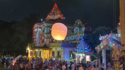 বর্ণাঢ্য আয়োজনে বান্দরবানে প্রবারণা পূর্ণিমা উদযাপনের শেষ দিন আজ