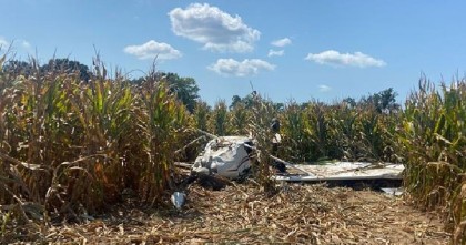 রাডার থেকে বিচ্ছিন্ন হয়ে আছড়ে পড়ল বিমান