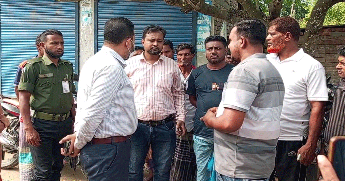 মেহেরপুরে সার কালোবাজারির অভিযোগে ব্যবসায়ীকে জরিমানা