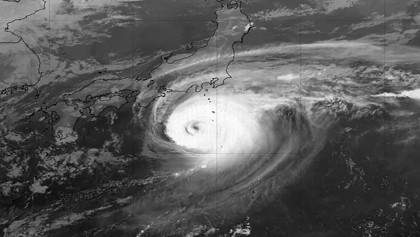 ভয়ঙ্কর এক টাইফুনের কবলে জাপান, সতর্কতা জারি