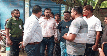 মেহেরপুরে সার কালোবাজারির অভিযোগে ব্যবসায়ীকে জরিমানা