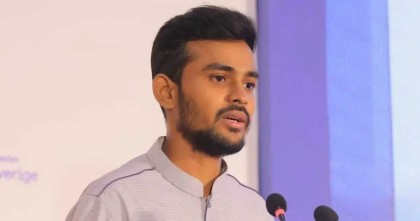 একাধিক দেশের পাসপোর্টধারীরাই ‘সেফ এক্সিটের’ তালিকা করে: আসিফ মাহমুদ