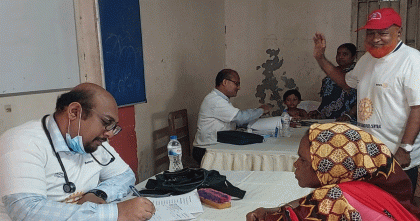 চাঁদপুরে চার শতাধিক পরিচ্ছন্নতা কর্মীকে ফ্রি চিকিৎসা ও ওষুধ প্রদান
