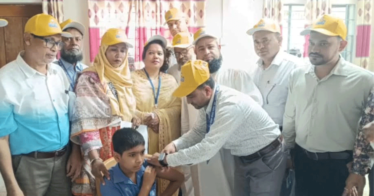 ব্রাহ্মণবাড়িয়ায় বিনামূল্যে টাইয়ফয়েড টিকাদান কর্মসূচীর উদ্বোধন করা হয়েছে