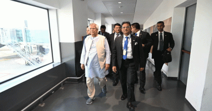 রোমে পৌঁছেছেন প্রধান উপদেষ্টা