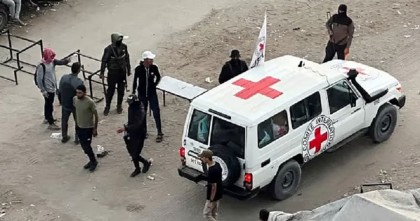 হামাস-ইসরায়েল বন্দি বিনিময় শুরু, সাত জিম্মি হস্তান্তর