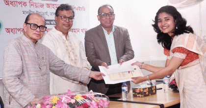 ঢাবি ৯৬ শিক্ষার্থীকে ১৪ লাখ টাকার বৃত্তি প্রদান