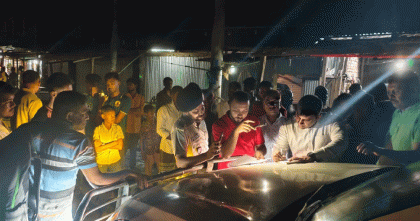 কুয়াকাটায় গাঁজা সেবনে তিন যুবকের কারাদণ্ড; বাসচালককে জরিমানা