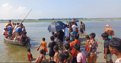 ব্রাহ্মণবাড়িয়ায় বিলে কচুরিপানা পরিষ্কার করতে গিয়ে স্রোতে ভেসে নিখোঁজ এক