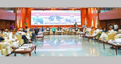 জুলাই সনদ নিয়ে নতুন সংকট: সন্ধ্যায় ‘অতি জরুরি’ বৈঠক ডেকেছেন প্রধান উপদেষ্টা