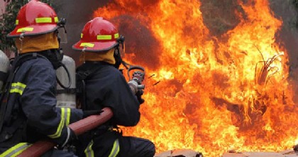 ধানমন্ডিতে আগুন, নিয়ন্ত্রণে ২ ইউনিট