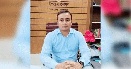 শরণখোলা থেকে সরানো হলো সেই বিতর্কিত ইউএনও সুদীপ্ত কুমার সিংহকে