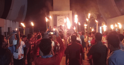 তিস্তা মহাপরিকল্পনা বাস্তবায়নের দাবিতে কুবিতে মশাল মিছিল