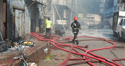 রূপনগরে বিস্ফোরণ: অনুমোদন ছাড়াই চলছে গার্মেন্টস-ডাইং কারখানা