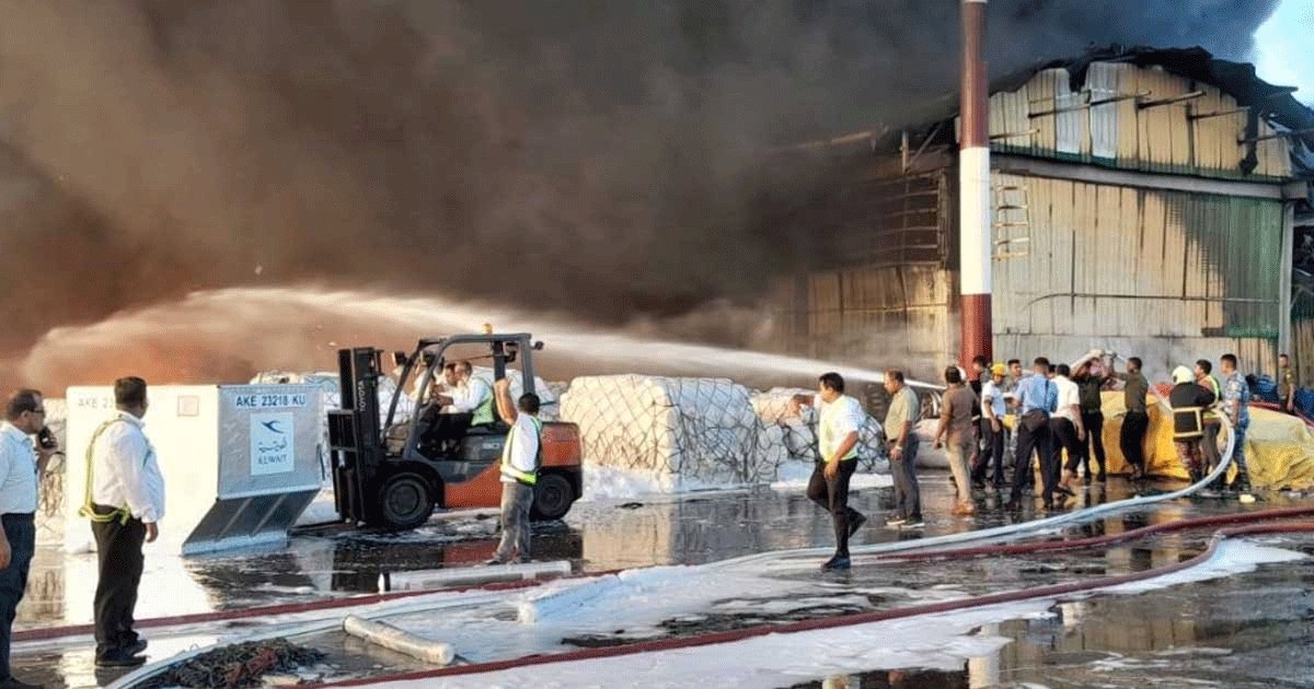 বিমানবন্দরের আগুনে ছাই কোটি টাকার শিপমেন্ট