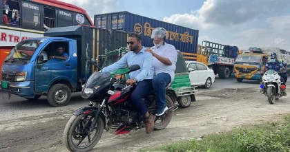 ‘মোটরসাইকেল চালকদের মাঝে ১০ হাজার হেলমেট বিতরণ করা হবে’