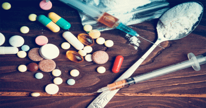 ভারত থেকে অবাধে আসা মাদকের থাবায় হুমকিতে ফেনীর যুবসমাজ: ভিডিও চিত্র সহ