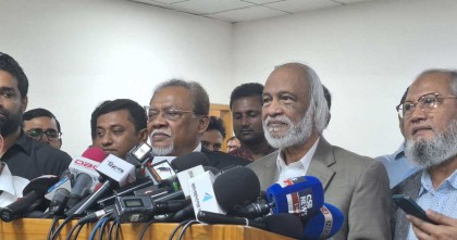 ১৫ বছরের কর্মকর্তারা ১৫ মাসে পরিবর্তন হবে না: মঈন খান