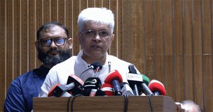 ফ্যাসিবাদী প্রবণতা ফিরে আসা ঠেকাতে ঐক্যবদ্ধ থাকার আহ্বান গণপূর্ত উপদেষ্টার