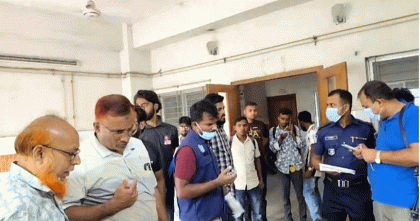 চুয়াডাঙ্গায় রেস্টুরেন্টের দরজা ভেঙ্গে মিলল বাবুর্চির লাশ