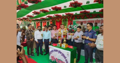 মেহেরপুরে সদর উপজেলা প্রশাসন গোল্ডকাপ ফুটবল টুর্নামেন্টের উদ্বোধন