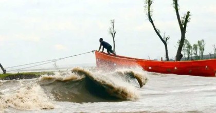 ঘূর্ণিঝড় মন্থার প্রভাবে সারাদেশে পাঁচ দিন বৃষ্টির আভাস