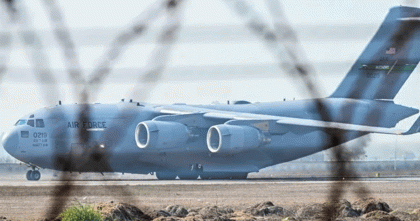 যুক্তরাষ্ট্র থেকে হাতকড়া ও পায়ে বেড়ি পরিয়ে ভারতে ফেরত পাঠানো হলো ৫০ তরুণকে