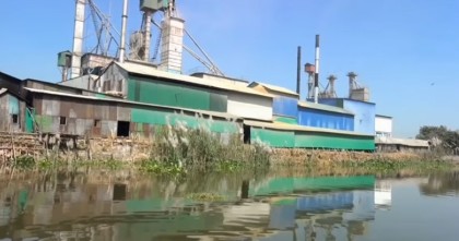 ঝিনাই নদী দখল করে রাইস মিল ও শিল্প কলকারখানা; ভোগান্তিতে স্থানীয়রা