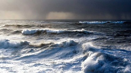 শক্তি সঞ্চয় করছে ঘূর্ণিঝড় ‘মন্থা’