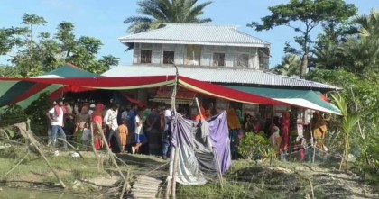 পটুয়াখালীতে রাতে ঘরে ঢুকে দুর্বৃত্তের ছুরিকাঘাতে অটোচালকের মৃত্যু