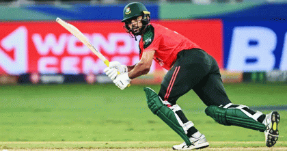 দ্বিতীয় টি–টোয়েন্টি: সাইফের উইকেট হারাল বাংলাদেশ