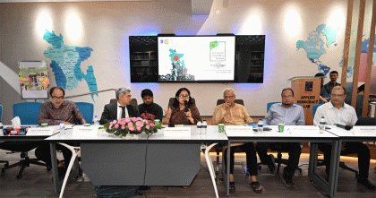 ঢাবিতে পলিসি ডায়ালগে জুলাইবিরোধী শিক্ষকের উপস্থিতি, ছাত্রসংসদ নেতাদের ওয়াকআউট