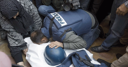 গাজায় ইসরায়েলি হামলায় নিহত সাংবাদিকের সংখ্যা ২৫৬ জনে দাঁড়ালো